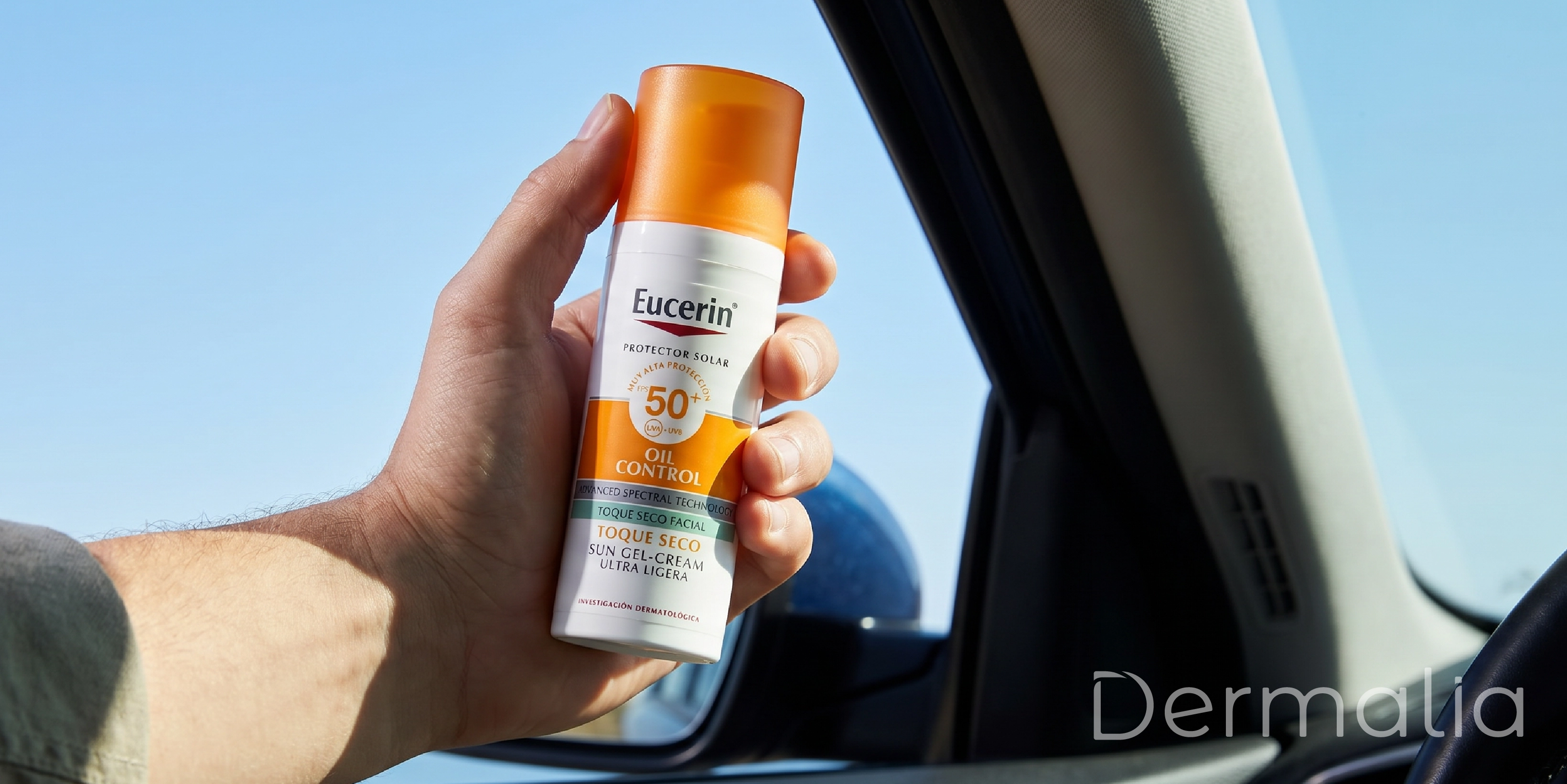 Protector solar Eucerin Oil Control FPS 50+ Protector solar Eucerin Oil Control FPS 50+ listo para reaplicar durante el día.